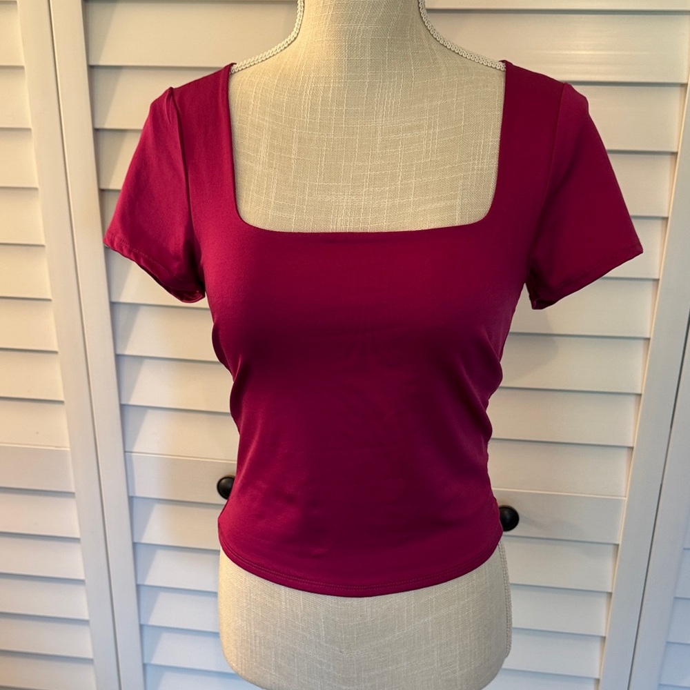 Square Neck Short Sleeve Crop Top